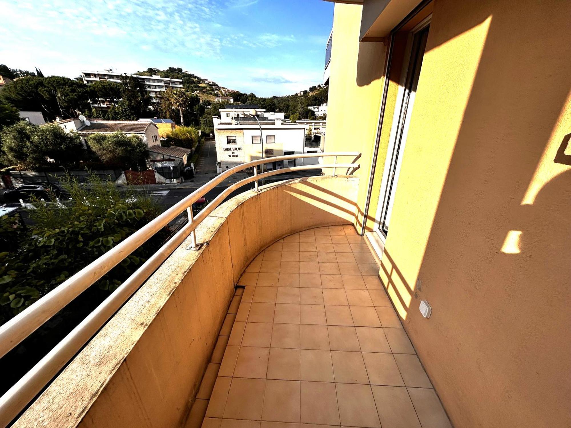 Superbe Studio Climatise Avec Terrasse Proche Mer Cagnes-sur-Mer Exterior foto
